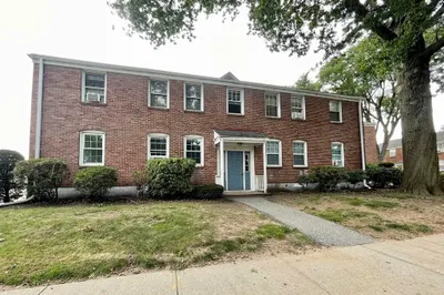 15 Colony Rd #1A 1