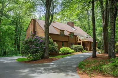 56 Carter Dr