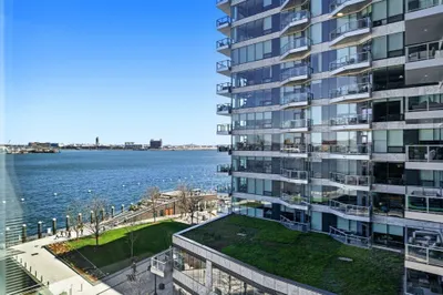 22 Liberty Dr #6G 1