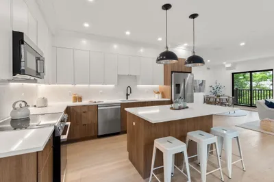 228 Washington Street #4 1