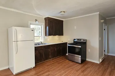 8 Dustin Street #2 1