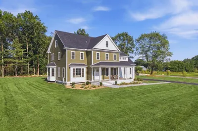5 Weeping Willow Drive 1