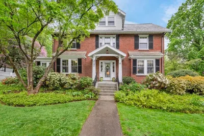 217 Plymouth Rd 1