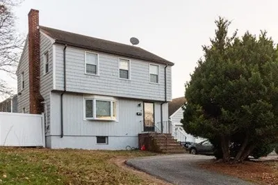 41 Welles Ave