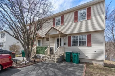 200 Plymouth St 1