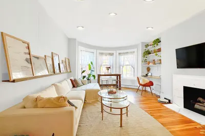 426 Marlborough Street #5 1