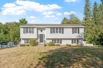 3 Oakdale Road