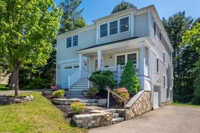 39 Lawton Rd 1
