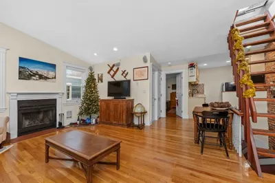 33 Pleasant Street #3