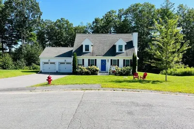 206 Haymeadow Ln
