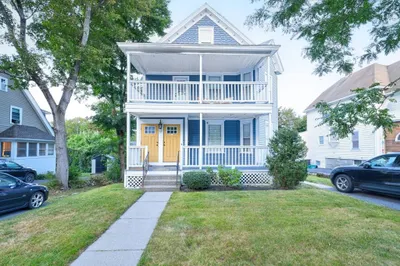 12 Richmond Ave 1