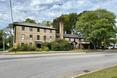 117 Main St