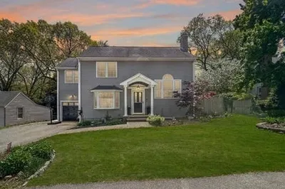65 Macarthur Road