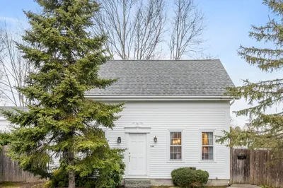 54-r Broadway Ave #3