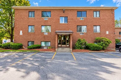12 Kendall Ave #17 1