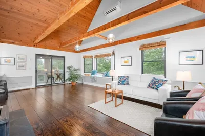 24 Chickadee Cir