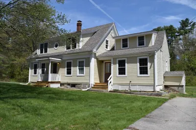 44 Pine St