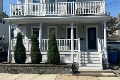 24 Paine St #2 1