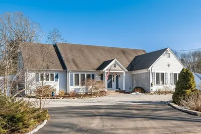 60 Deerfield Rd 1