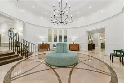 1 Huntington Ave #407