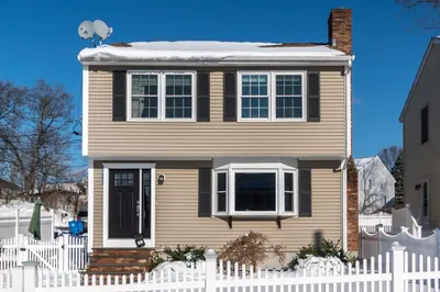 29 Dobbins St
