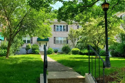 148 Newton St #148 1