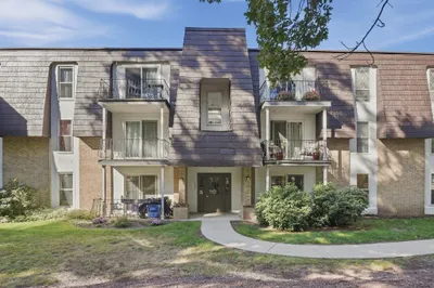 16 Shadowbrook Ln #35 1