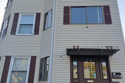 16 Houghton St #3
