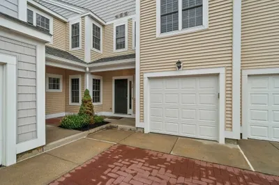 34 Village Dr #34 1