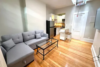 141 Arlington St #6