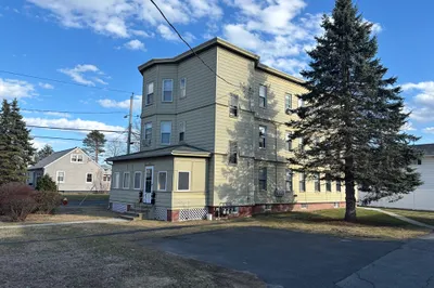 206 Fairview Ave 1
