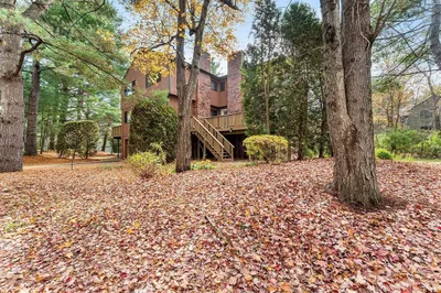 52 Treetop Park ## 52 1