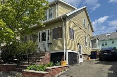 35 Sammet St 1