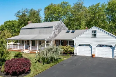 23 Mattapoisett Road 1