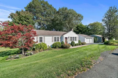 12 Dix Rd