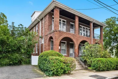 33 Spring Street 1