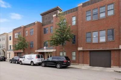 653-659 E 2nd St #205 1