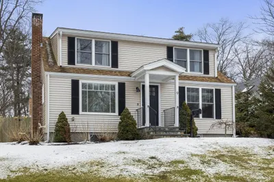 9 Marshall Rd