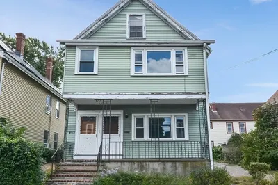 296 Charles St