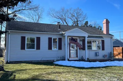 24 White Birch Ave