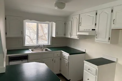 131-133 Vernon Street #3 1