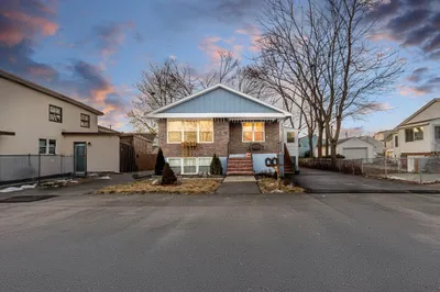 14 Newman St 1