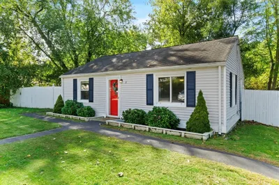 12 Hillcrest Rd