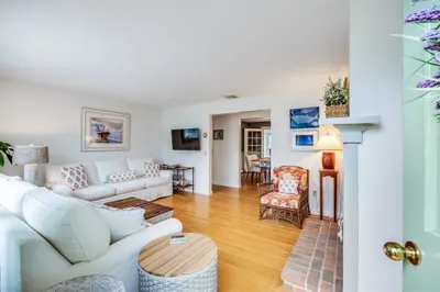 113 Signal Hill Drive 1
