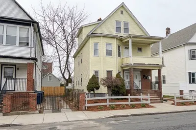 28 Vernal Street