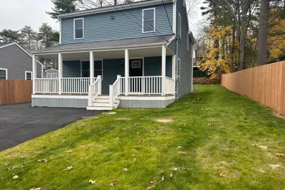 9 Beach Rd 1