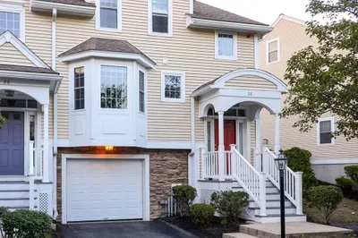 26 Richardson Rd #26