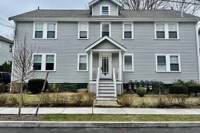 24 Brook Rd #1