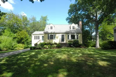 182 Southfield Rd