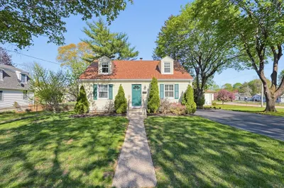 35 Intervale Ave 1